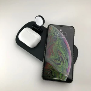 Бездротове зарядний пристрій iLoungeMax 3 в 1 Charging Dock для iPhone | Apple Watch | AirPods - Фото 3