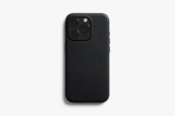 Шкіряний чохол Bellroy Leather Case Black для iPhone 15 Pro
