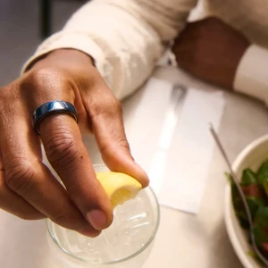 Умное кольцо Oura Ring 4 Ceramic Midnight Size 6 - Фото 3