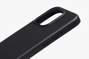 Кожаный чехол Bellroy Leather Case Black для iPhone 15 Pro - Фото 4