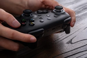 Беспроводной геймпад 8BitDo Ultimate 2 для Windows / Android с TMR джойстиком и эффектом Холла / тактильными триггерами Black - Фото 5