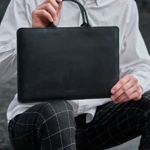 Кожаный чехол-сумка INCARNE Stem Black для MacBook Air 13" M3 | M2 | M1 (2018-2024) - Фото 2
