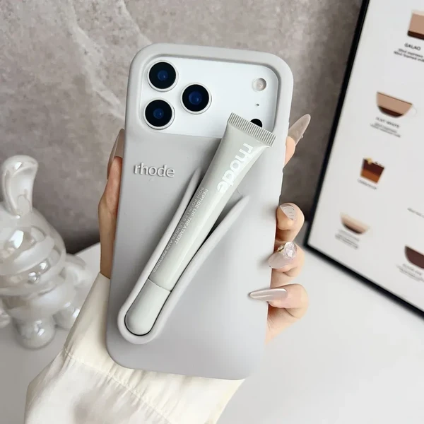 Чохол з помадою iLoungeMax Rhode Fall Lip Case Gray для iPhone 17