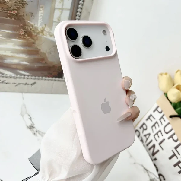 Силіконовий чохол iLoungeMax Liquid Silicone Soft Case MagSafe HFS для iPhone 17