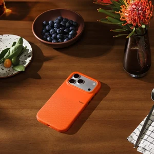 Защитный чехол Beats Rugged Case with MagSafe and Camera Control Sierra Orange для iPhone 17 Pro Max - Фото 4
