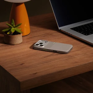 Захисний чохол Beats Rugged Case with MagSafe and Camera Control Alpine Gray для iPhone 17 Pro - Фото 4