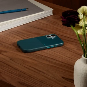 Защитный чехол Beats Rugged Case with MagSafe and Camera Control Rocky Blue для iPhone 17 - Фото 4