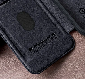 Кожаный чехол-книжка со шторкой для камеры Nillkin Qin Pro Leather Black для iPhone 15 Pro Max - Фото 9