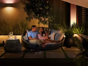 Розумний настінний світильник Philips Hue Dymera для вулиці та дому - Фото 5