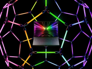 Геймерський ноутбук Razer Blade 16 з екраном 240 Гц - Фото 4