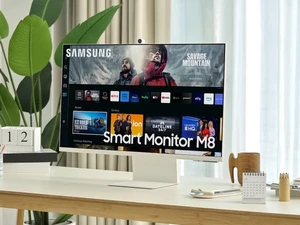 Умный монитор для работы и игр Samsung M80D 4K - Фото 4