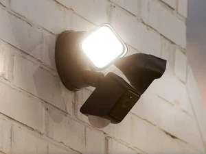 Умная камера видеонаблюдения Wyze Cam Floodlight v2 White с видео 2K HD, углом обзора 160° - Фото 2