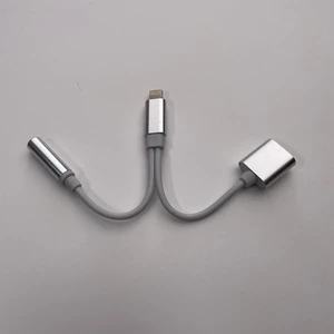 Адаптер iLoungeMax Lightning to Lightning | 3.5мм для зарядки и подключения наушников в iPhone - Фото 5