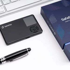 Аппаратный бесконтактный холодный оффлайн криптокошелек SafePal S1 с дисплеем, USB-C, батареей 400 мАч и генератором случайных чисел - Фото 3