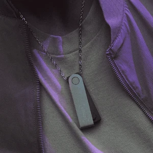 Апаратний холодний криптогаманець Ledger Nano S Plus Matte Black для криптовалюти/NFT з USB-C та дисплеєм - Фото 5
