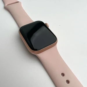 Apple Watch Series 4 40mm GPS Gold Aluminum Case Pink Sand Sport Band (MU682) б/у - Фото 5