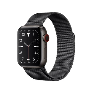 Смарт-годинник Apple Watch Series 5 40mm Space Black Titanium Case Black Milanese Loop (MWQR2) MWQR2 - Фото 1