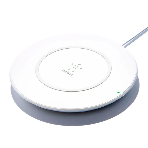 Беспроводная зарядка Belkin BOOST↑UP Wireless Charging Pad 7.5W для iPhone
