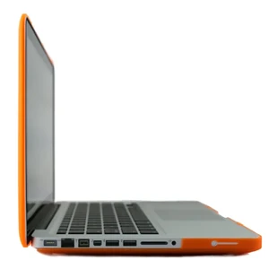 Оранжевый пластиковый чехол iLoungeMax Soft Touch для MacBook Pro 15.4" - Фото 2