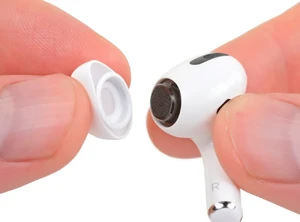 Чистка наушников AirPods Pro
