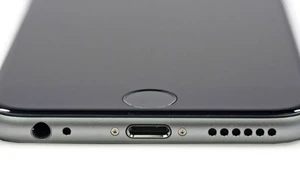Чистка сеток динамика iPhone 6s