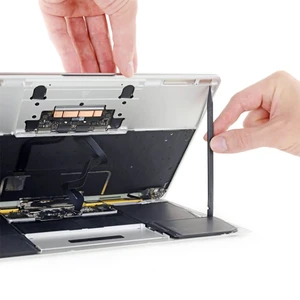 Чистка термопасти MacBook 12