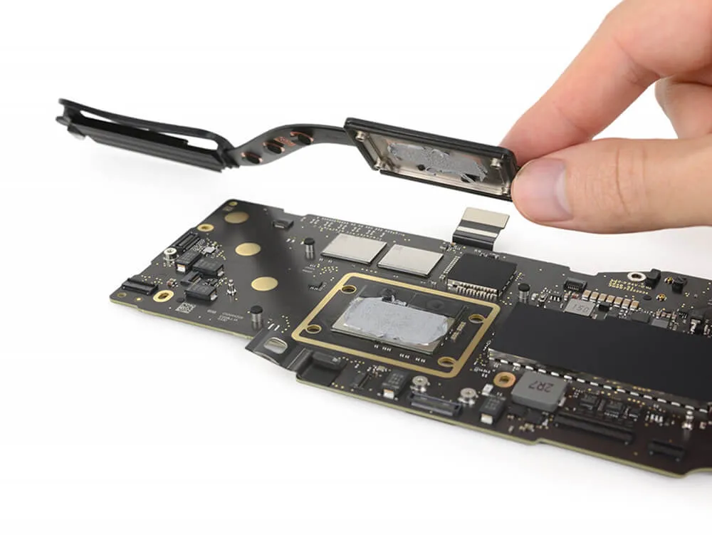 Чистка термопасты MacBook Pro 16" M1 (2021) A2485