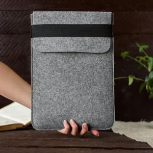 Тонкий повстяний чохол-кишеня із застібкою для MacBook Pro 14 (2023 | 2021) Light Gray - Фото 11