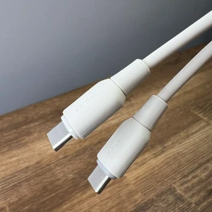 Кабель Type-C to Type-C для швидкої зарядки Mcdodo True Liquid Silicone Beige 65W (1.2m) - Фото 5