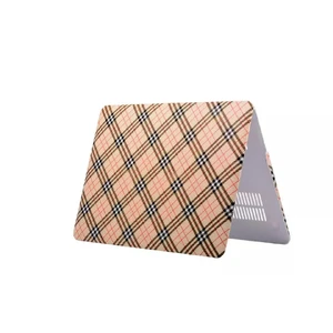 Чехол iLoungeMax Burberry Pattern для MacBook Pro 15" Retina - Фото 3