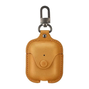 Шкіряний чохол з карабіном ESR Oxford Leather Brown для Apple Airpods