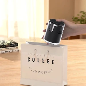 Портативная док-станция iLoungeMax Magnetic Wireless Charger Qi2 4in1 Black для iPhone | Apple Watch | AirPods - Фото 3