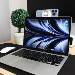 Держатель подставка MagSafe для iPhone на MacBook, превращает iPhone в веб-камеру, с кольцом (попсокетом) на палец | iLoungeMax Camera Mount White - Фото 7