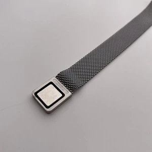 Металлический ремешок iLoungeMax Milanese Loop Silver для Xiaomi Mi Band 5 | 6 - Фото 3