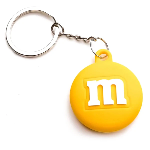 Силиконовый брелок с кольцом iLoungeMax Funny Cartoon Case M&M's Yellow для AirTag
