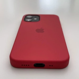 Силіконовий чохол iLoungeMax Silicone Case (PRODUCT) Red для iPhone 12 mini OEM (Найкраща копія) - Фото 4