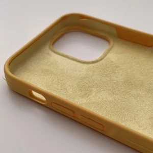 Силіконовий чохол iLoungeMax Silicone Case Yellow для iPhone 12 mini OEM - Фото 6
