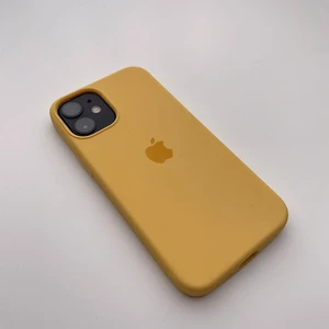 Силіконовий чохол iLoungeMax Silicone Case Yellow для iPhone 12 mini OEM - Фото 3
