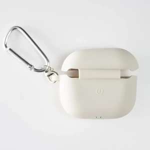 Силиконовый чехол с карабином iLoungeMax TPU Case Rice White для AirPods 3 - Фото 3