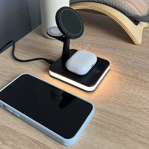 Бездротовий зарядний пристрій iLoungeMax Wireless Charger 4 in 1 Black для iPhone | Apple Watch | AirPods - Фото 3
