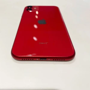 б/у iPhone 11 128GB (PRODUCT)RED (MWLG2) - Фото 5