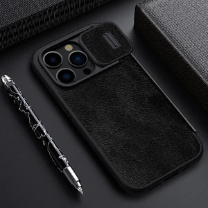Кожаный чехол-книжка со шторкой для камеры Nillkin Qin Pro Leather Red для iPhone 15 Pro - Фото 7