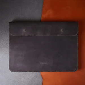 Шкіряний чохол-конверт INCARNE Neat Cognac для MacBook Air 15" M3 | M2 (2024 | 2023) - Фото 6