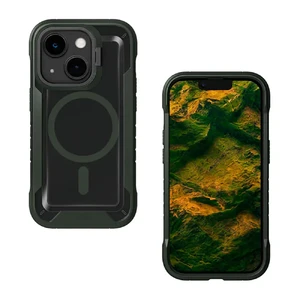 Противоударный чехол Laut CRYSTAL MATTER 3 Compatible with MagSafe Forest Green для iPhone 14 | 13 - Фото 2