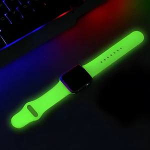 Светящийся силиконовый ремешок iLoungeMax Luminous Strap для Apple Watch Ultra 49 mm | 45mm | 44mm | 42mm White - Фото 2