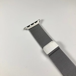 Ремешок iLoungeMax Milanese Loop Silver для Apple Watch 41mm | 40mm | 38mm OEM - Фото 4