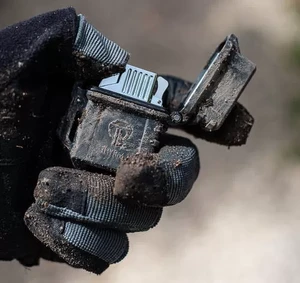 Подарунковий протиударний чохол для запальнички Zippo | Thyrm PyroVault Lighter Armor Black - Фото 4