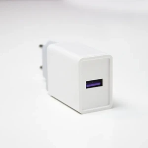 Зарядний пристрій iLoungeMax Olaf Qualcomm Quick Charge 3.0 White - Фото 2
