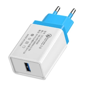 Зарядний пристрій iLoungeMax Olaf Qualcomm Quick Charge 3.0 Sky Blue  - Фото 1
