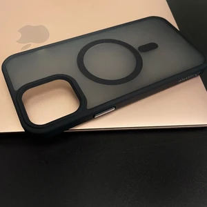 Чехол oneLounge 1Mag Pro MagSafe Black для iPhone 12 | 12 Pro - Фото 8